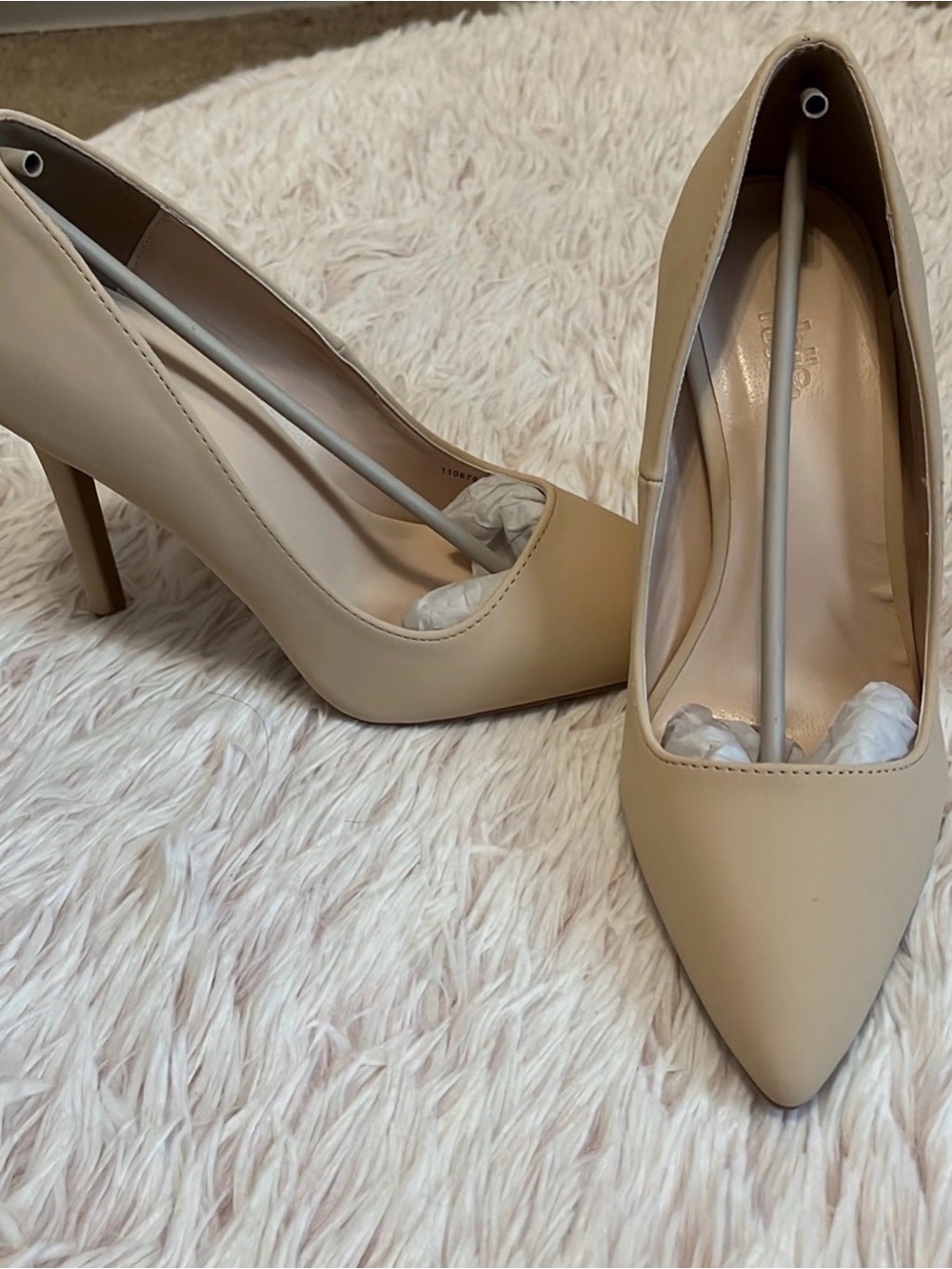 Brand new Pointed Nude Heels pump